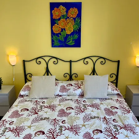 San Lorenzo Beachfront Con Veranda Vista Mare 5 Posti Apartament