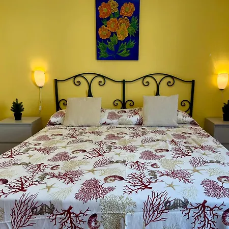 San Lorenzo Beachfront Con Veranda Vista Mare 5 Posti